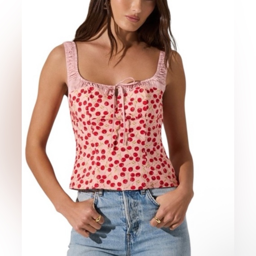NEW Astr Pink Cherry Print Crop Top size L - Picture 9 of 12